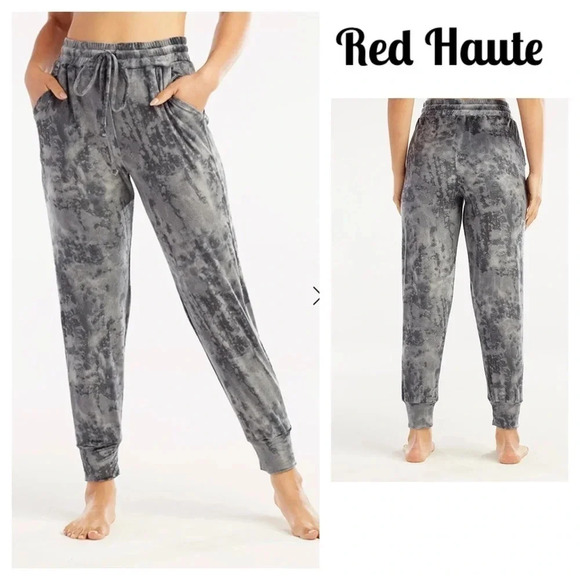 NWOT Printed Velour in classic Jogger - Picture 1 of 12